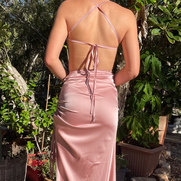 Begging boutique dreams formal dress - Picture 3 of 5